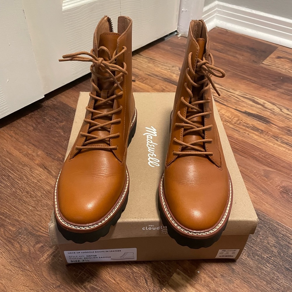NWT Madewell laceup boots
